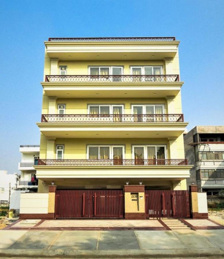 Bluo Studio5 Golf Course Road - Gym, Terrace Garden Gurgaon Eksteriør bilde