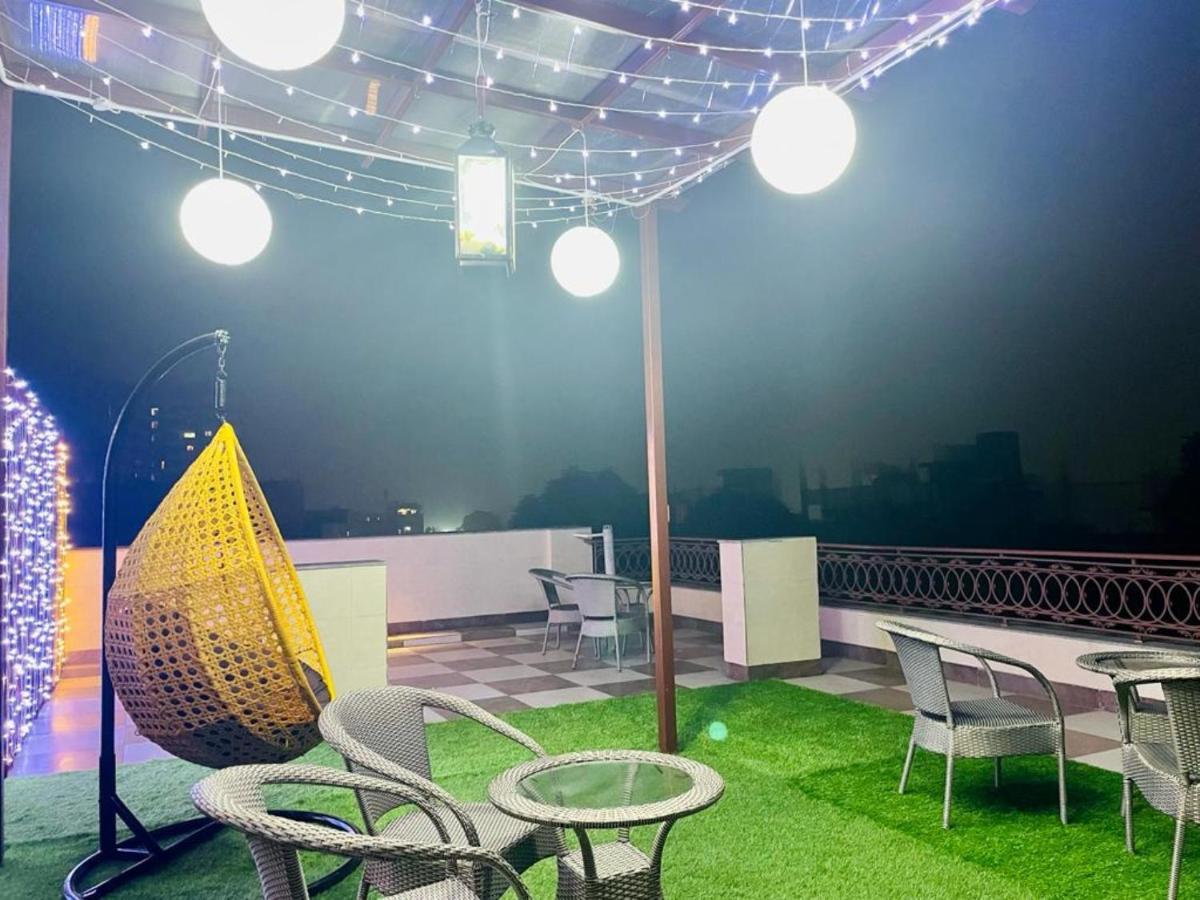 Bluo Studio5 Golf Course Road - Gym, Terrace Garden Gurgaon Eksteriør bilde
