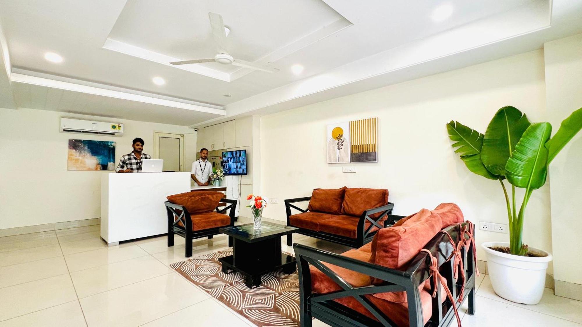 Bluo Studio5 Golf Course Road - Gym, Terrace Garden Gurgaon Eksteriør bilde